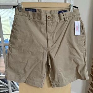 Vineyard Vines Men's Tan Shorts 9”